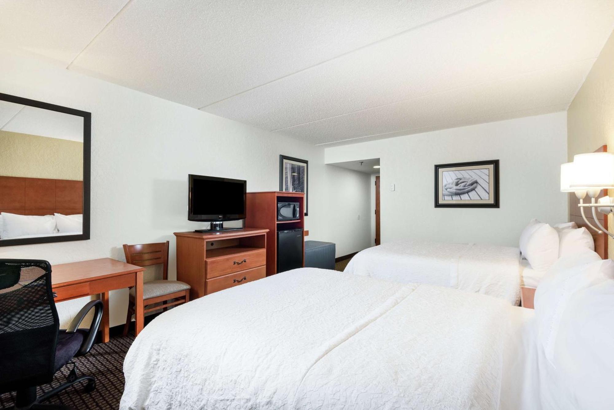 Hampton Inn Morehead City Exteriör bild